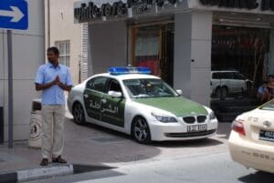 Lire la suite à propos de l’article Dubaï : 276 suspects arrêtés dans une opération mondiale contre des réseaux criminels