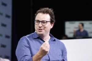 Lire la suite à propos de l’article Anthropic : Opus 4.7 s’impose comme le modèle de référence pour le code