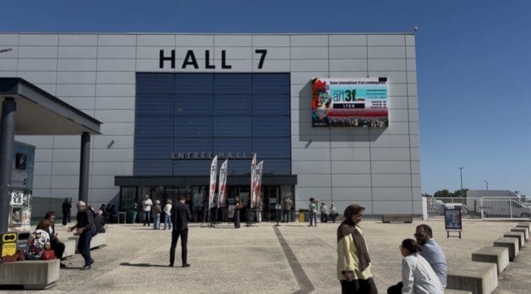 Lire la suite à propos de l’article Art3f Lyon : un salon d’art contemporain entre accessibilité et diversité