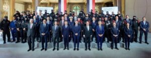 Lire la suite à propos de l’article Bataclan : Emmanuel Macron remet la Légion d’honneur aux policiers et à deux victimes des attentats