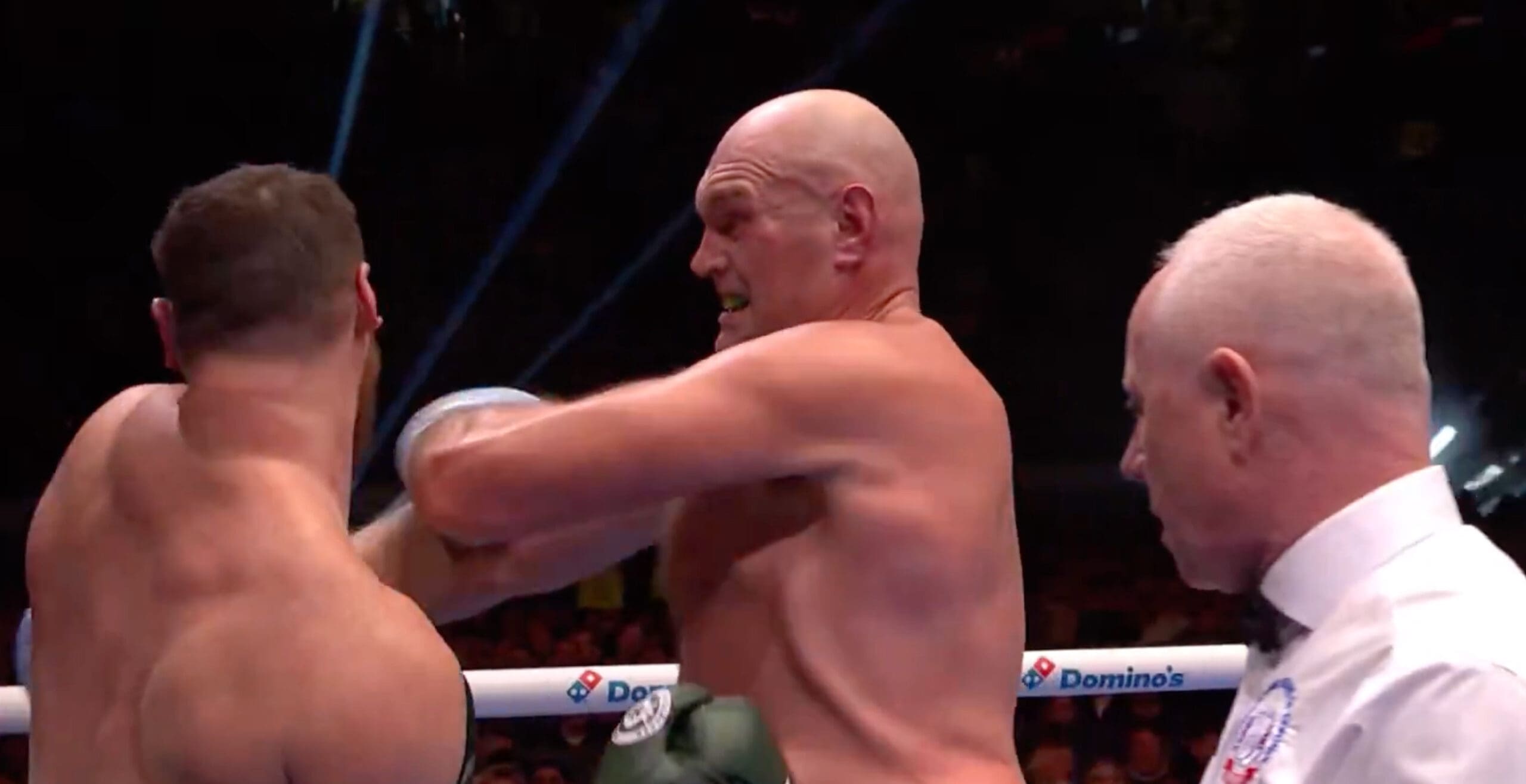 You are currently viewing Boxe : Tyson Fury réussit son grand retour et relance le choc britannique face à Anthony Joshua