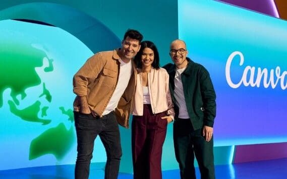 Lire la suite à propos de l’article Canva AI 2.0 : une offensive stratégique qui bouscule la domination d’Adobe