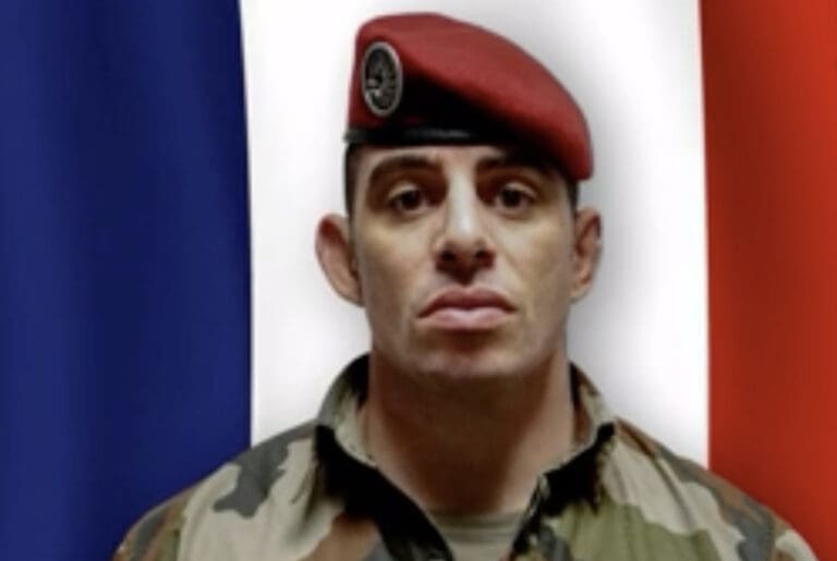 Lire la suite à propos de l’article Liban : un soldat français tué dans une embuscade, la colère et l’indignation de Paris