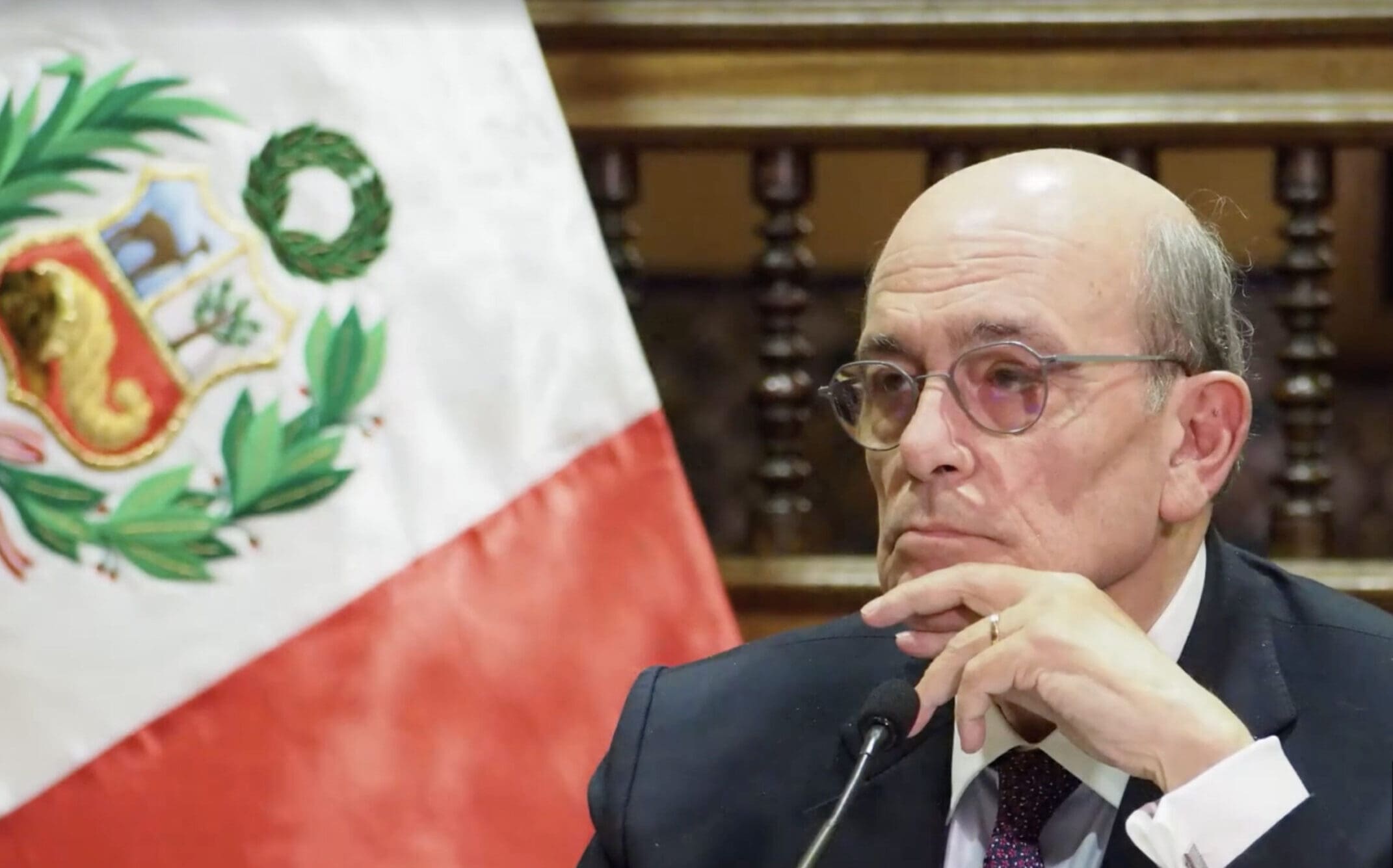 You are currently viewing Pérou : crise politique après la démission de deux ministres le 22 avril 2026 sur fond d’achat de F-16