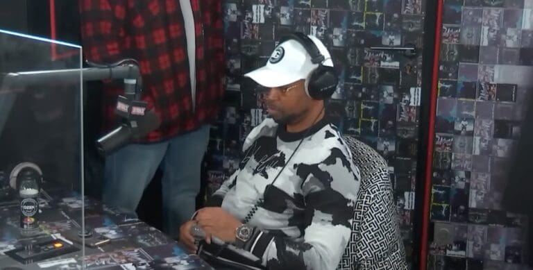 Lire la suite à propos de l’article Rohff : le rappeur s’élève contre l’intelligence artificielle et défend l’authenticité du rap