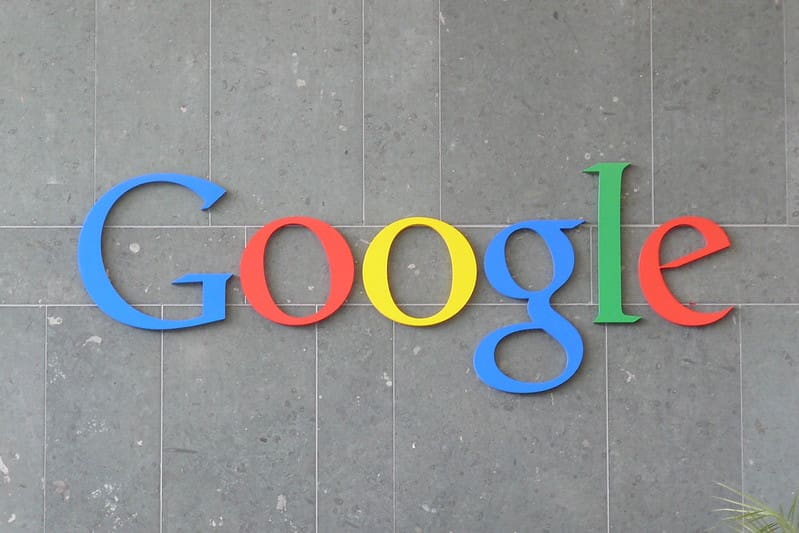 You are currently viewing Google : vers un accord stratégique avec le Pentagone pour déployer l’IA Gemini en milieu classifié