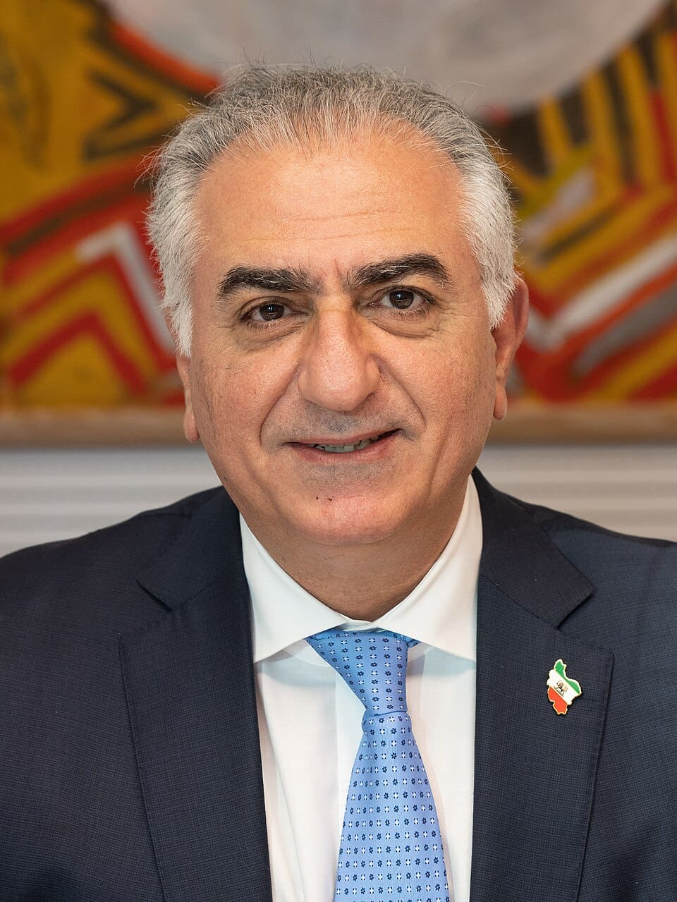 You are currently viewing Iran : Reza Pahlavi appelle à renverser le régime, “un animal blessé qu’il faut achever”