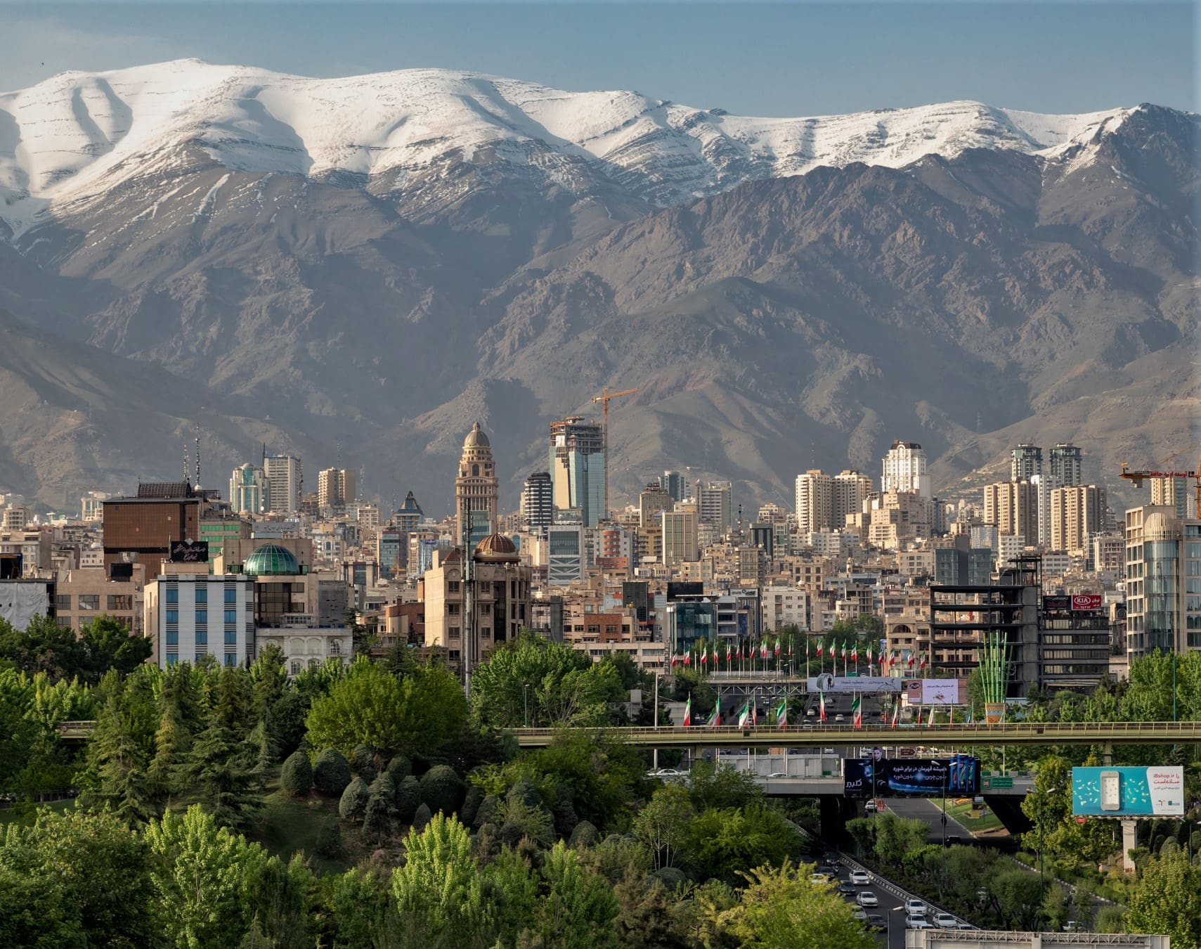 You are currently viewing Iran : le CGRI recrute des enfants dès 12 ans, Amnesty dénonce un crime de guerre