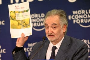 Lire la suite à propos de l’article Jacques Attali : « L’augmentation du prix du pétrole est une bonne nouvelle »