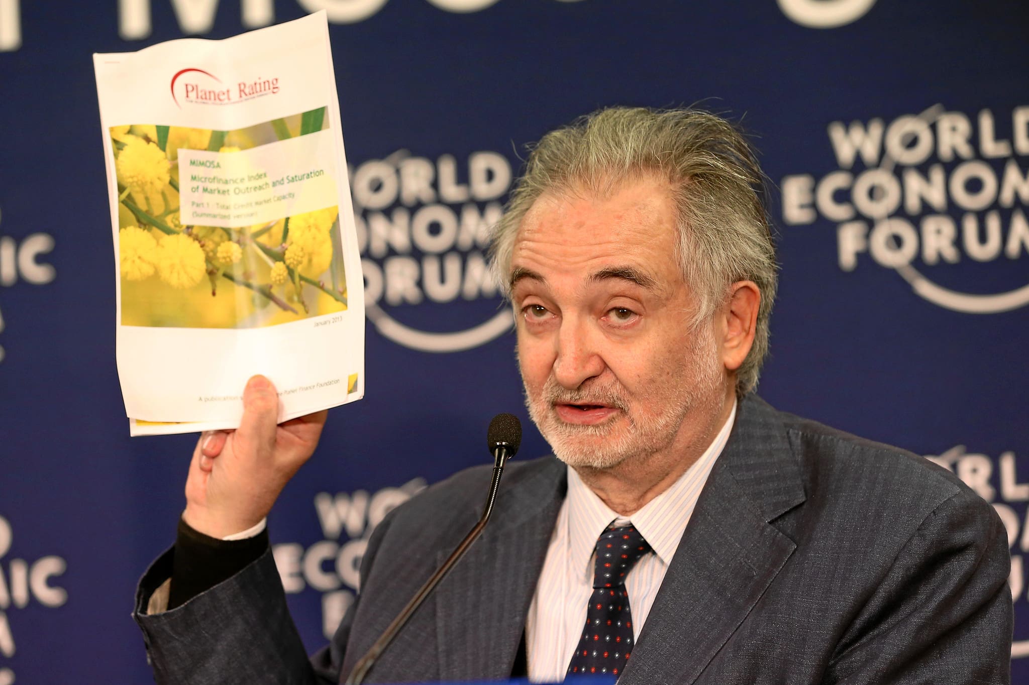 You are currently viewing Jacques Attali : « L’augmentation du prix du pétrole est une bonne nouvelle »