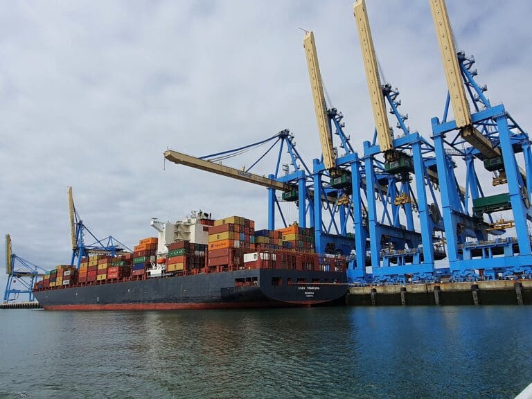 Lire la suite à propos de l’article Le Havre : la sécurité portuaire inquiète les logisticiens des filières luxe et spiritueux