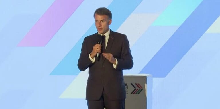 Lire la suite à propos de l’article Afrique : Emmanuel Macron annonce 23 milliards d’euros d’investissements à Nairobi