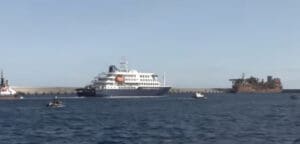 Lire la suite à propos de l’article Hantavirus : le navire de croisière MV Hondius arrive à Rotterdam avec 27 passagers infectés ou suspects