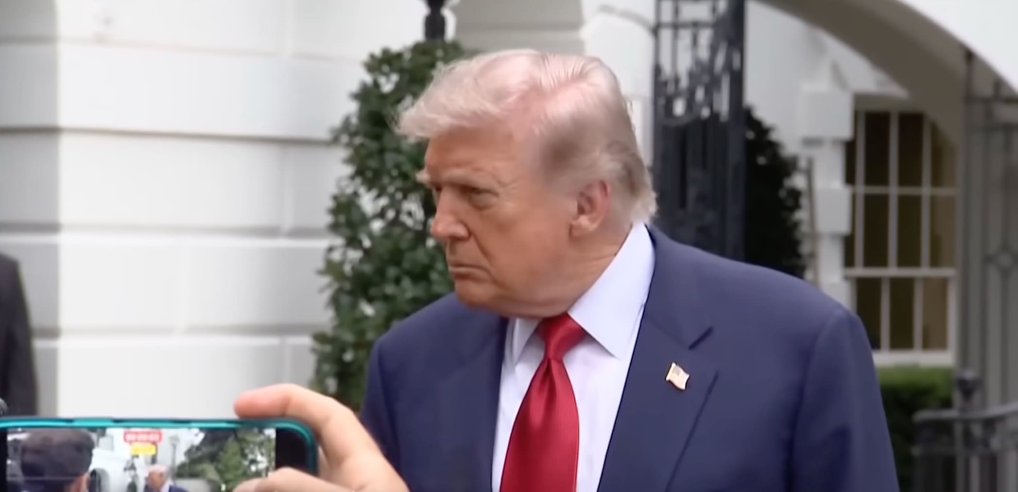 You are currently viewing États-Unis : sous Donald Trump, une centaine d’ambassadeurs américains manquent toujours à l’appel