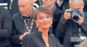 Lire la suite à propos de l’article Festival de Cannes : la présence de responsables politiques sur le tapis rouge déclenche une vague de critiques