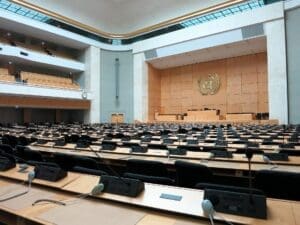 Lire la suite à propos de l’article OMS : l’Assemblée mondiale de la santé 2026 face au défi de la refonte du système sanitaire mondial