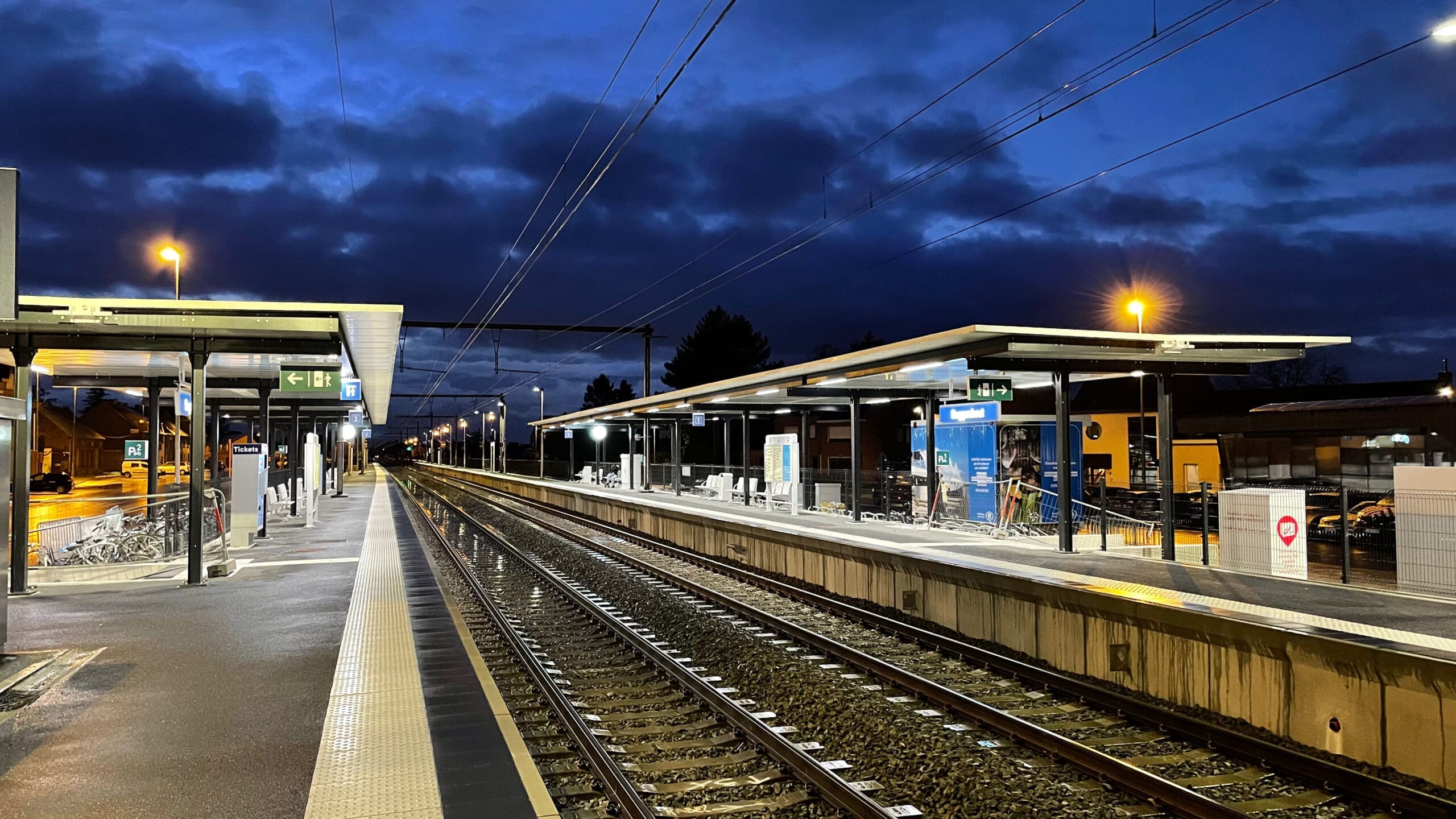 La station de Buggenhout. Photo : @ Japplemedia