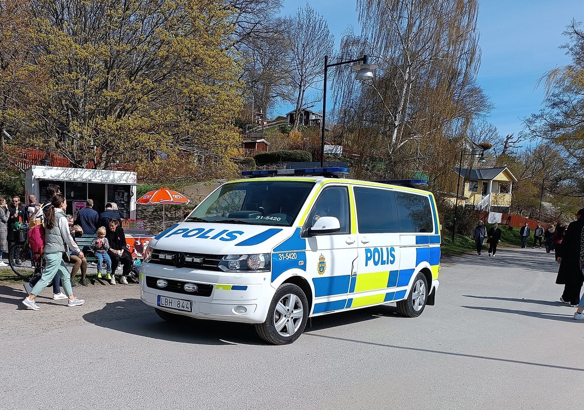 Véhicule de police suédoise. Photo : Wikimédia.