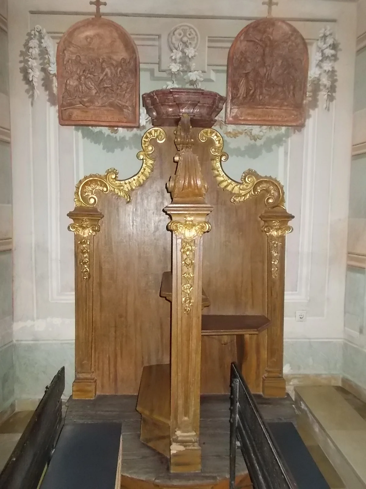 You are currently viewing Secret de la confession : l’Église s’oppose à une proposition de loi