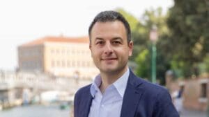Lire la suite à propos de l’article Italie : la droite conserve Venise et consolide la majorité de Giorgia Meloni malgré les espoirs de la gauche