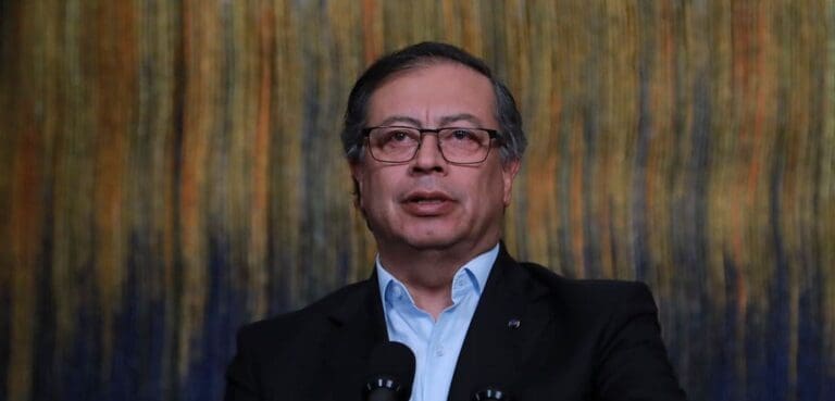 Lire la suite à propos de l’article Colombie : Gustavo Petro accuse les États-Unis de « s’allier avec des narcotrafiquants » en pleine tension électorale