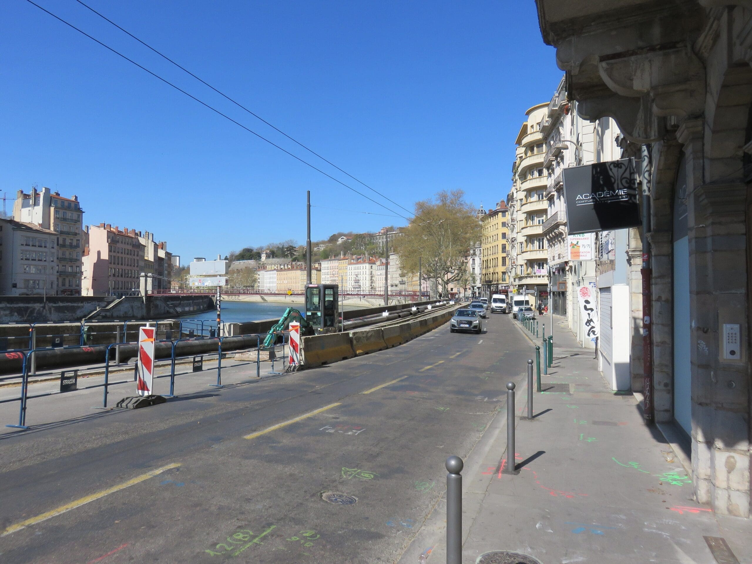 You are currently viewing Lyon : un homme d’une vingtaine d’années meurt après une chute mortelle quai Saint-Vincent