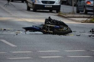 Lire la suite à propos de l’article Rassemblement automobile : deux motards en urgence absolue après un grave accident à Villefranche-sur-Saône