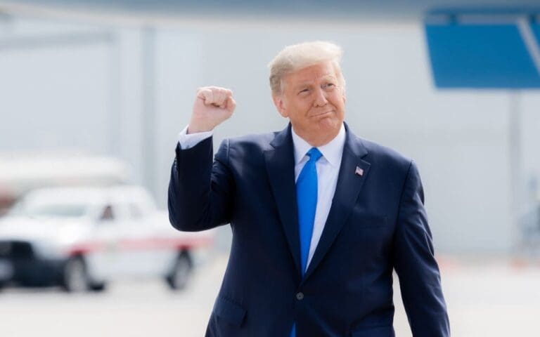 Lire la suite à propos de l’article Trump : du bassin géant à l’Arc de triomphe américain, la construction d’un héritage présidentiel