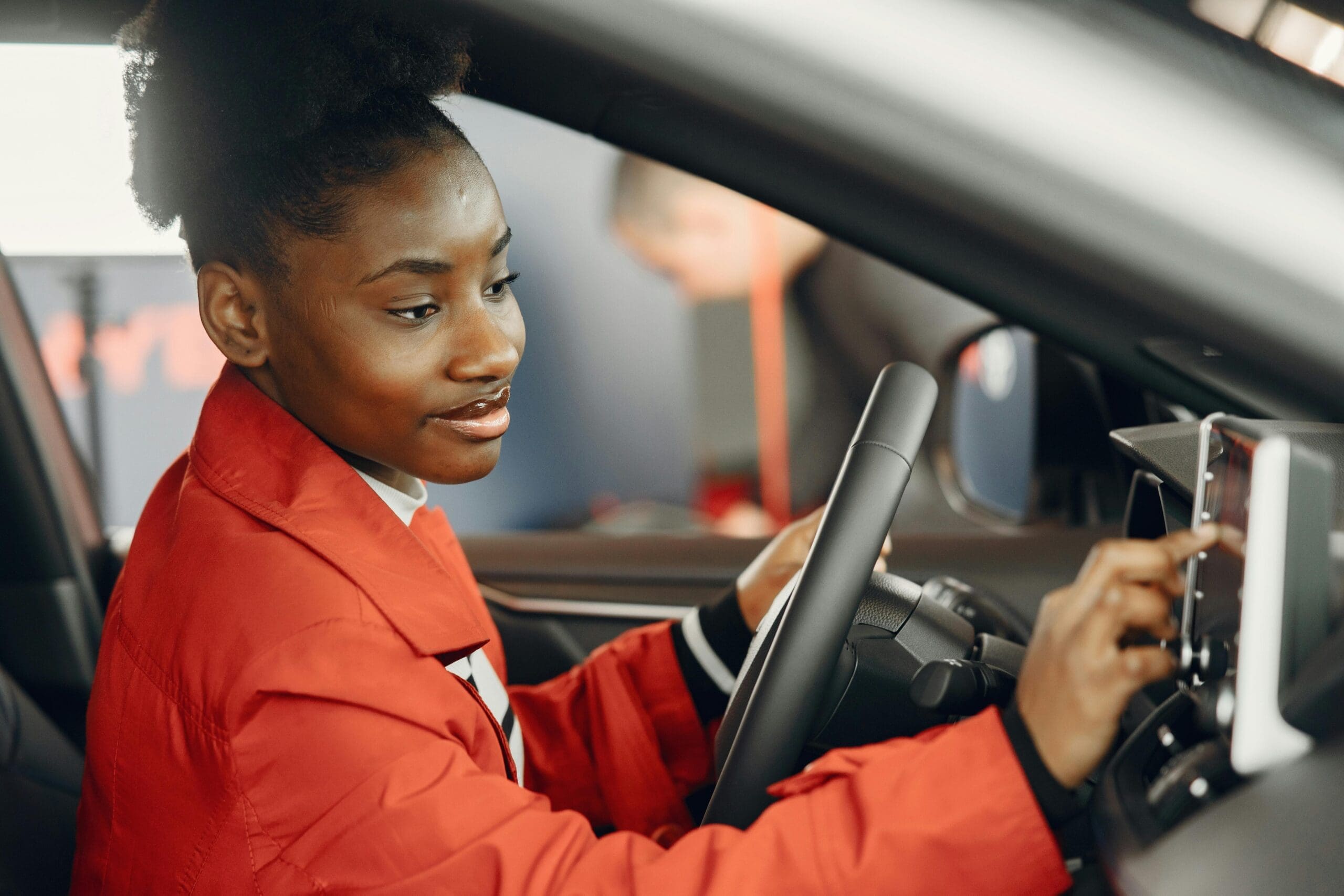 You are currently viewing Téléphone au volant : l’Ardèche devient le 5ème département à suspendre le permis de conduire jusqu’à six mois