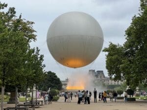 Lire la suite à propos de l’article Vasque olympique : le grand retour du symbole des Jeux de Paris dans le ciel de la capitale cet été