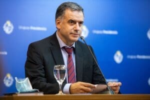 Lire la suite à propos de l’article Uruguay : le président Yamandú Orsi s’excuse après un rabais de 21 000 euros sur un 4×4 haut de gamme