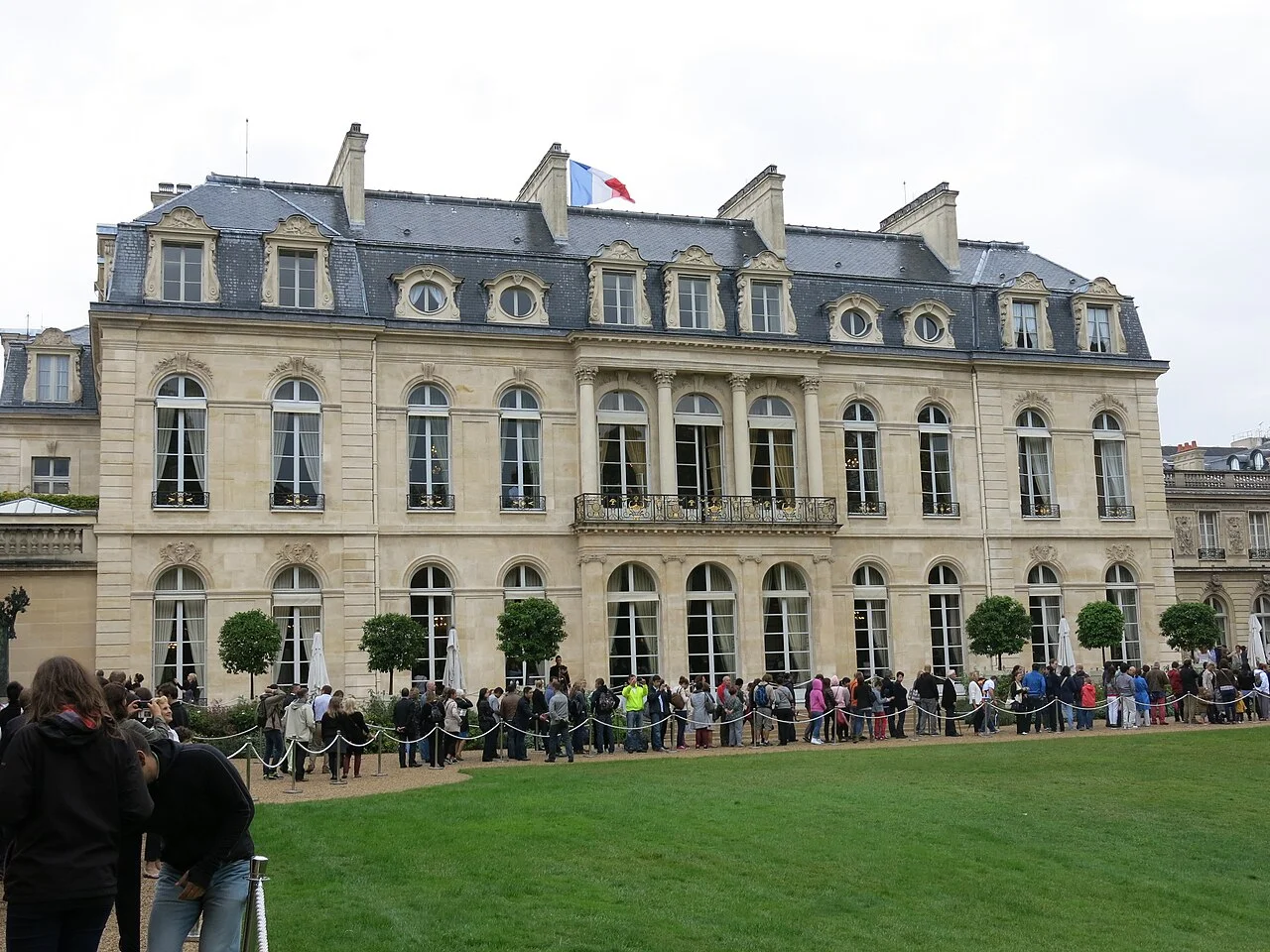 You are currently viewing Baron Noir : la saison 4 tournée à l’intérieur de l’Élysée