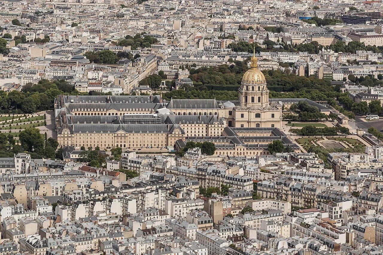 You are currently viewing Lily Wang : le restaurant des puissants change de mains à Paris